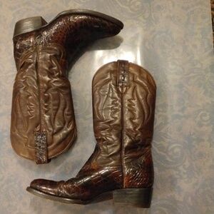 Vintage Brown Alligator Leather Cowboy Boots women  8 - 8 1/2